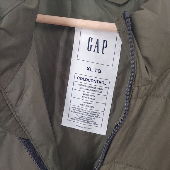 Gap Coldcontrol Puffer Vest - Picture 3 of 5